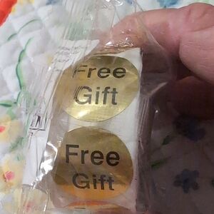 500 Count Gold Free Gift Stickers New